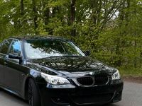 Second-hand BMW 525 177 CP (130 kW) 2004 Negru Berlinǎ