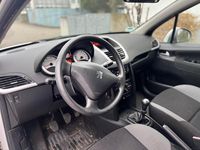 Gebraucht Peugeot 207 95 PS (69 kW) 2009 Weiß Limousine