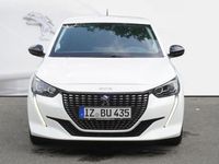 Gebraucht Peugeot 208 Allure 102 PS (75 kW) 2023 Weiß Kleinwagen