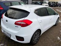 Gebraucht Kia Ceed DREAM-TEAM Edition 99 PS (72 kW) 2018 Weiß Kleinwagen