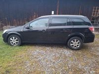 Gebraucht Opel Astra 116 PS (85 kW) 2010 Schwarz Kombi