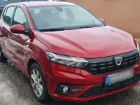 Używany Dacia Logan 91 KM (66 kW) 2022 Czerwony Sedan/Limuzyna
