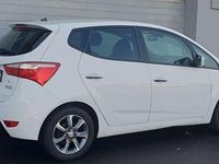 Gebraucht Hyundai ix20 Trend 125 PS (91 kW) 2016 Weiß Kleinwagen