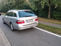 Gebraucht Mercedes E220 150 PS (110 kW) 2003 Silber Kombi
