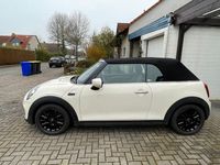 Gebraucht Mini Cooper Classic 136 PS (100 kW) 2020 Weiß Kleinwagen
