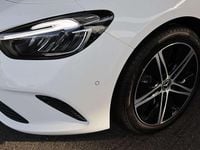 Gebraucht Mercedes B220 Progressive 190 PS (139 kW) 2024 Unilack polarweiß Van / Kleinbus