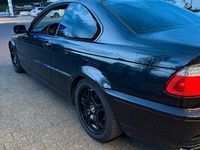 Gebraucht BMW 320 150 PS (110 kW) 2000 Schwarz Coupé