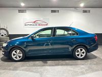 Gebraucht Skoda Rapid Ambition 101 PS (74 kW) 2013 Blau Limousine