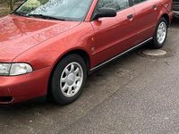 Second-hand Audi A4 125 CP (91 kW) 1995 Roșu Berlinǎ