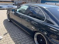 Gebraucht BMW 525 Basis 192 PS (141 kW) 2002 Schwarz Limousine