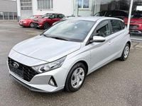 Gebraucht Hyundai i20 Select 101 PS (74 kW) 2022 Silber Limousine