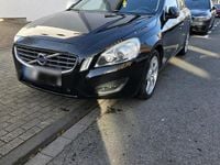 Gebraucht Volvo S60 Momentum 163 PS (119 kW) 2012 Schwarz Limousine