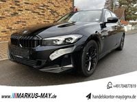 Gebraucht BMW 330e Sport Line 292 PS (214 kW) 2022 Schwarz ii/bonnet fluid black Kombi