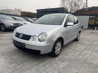 Gebraucht VW Polo Highline 64 PS (47 kW) 2002 Silber Kleinwagen
