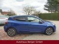 Neu Mitsubishi Colt Plus 91 PS (66 kW) 2025 Blau Limousine