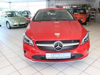 Gebraucht Mercedes CLA200 Shooting Brake 136 PS (100 kW) 2017 Rot Kombi