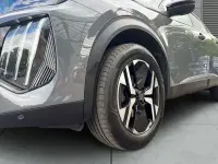 Gebraucht Peugeot 2008 Allure 131 PS (96 kW) 2024 Grau SUV