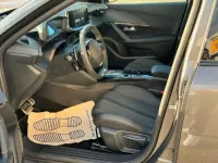 Gebraucht Peugeot 2008 GT 155 PS (114 kW) 2022 Grau SUV