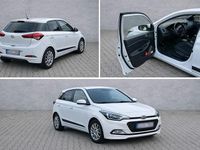 Gebraucht Hyundai i20 84 PS (61 kW) 2017 Weiß Kleinwagen