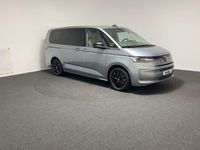 Gebraucht VW Multivan Life 150 PS (110 kW) 2026 Silber Van