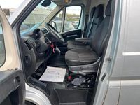 Gebraucht Opel Movano 140 PS (102 kW) 2023 Grau Van