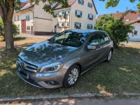 Gebraucht Mercedes A200 136 PS (100 kW) 2013 Grau Kleinwagen