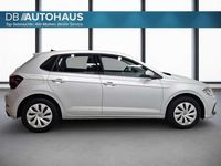 Gebraucht VW Polo Life 95 PS (69 kW) 2023 Silber Kleinwagen