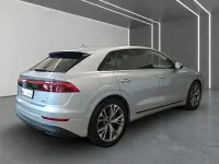 Gebraucht Audi Q8 Business 394 PS (289 kW) 2025 Satellitsilber metallic SUV