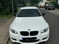 Gebraucht BMW 325 Basis 197 PS (144 kW) 2010 Weiß Coupé