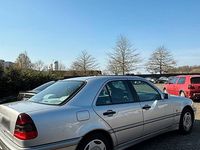 Gebraucht Mercedes C180 122 PS (89 kW) 1999 Silber Limousine