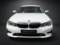 Gebraucht BMW 330e Advantage 252 PS (185 kW) 2020 Alpinweiss iii Limousine