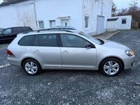 Gebraucht VW Golf VI Match 122 PS (89 kW) 2012 Silber Kleinwagen