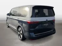 Neu VW Multivan Life 150 PS (110 kW) 2026 Candyweiß/ starlight blue Van / Kleinbus