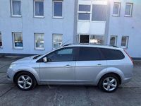 Gebraucht Ford Focus Style 125 PS (91 kW) 2008 Polarsilber metallic Kombi