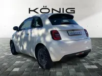 Gebraucht Fiat 500e Basis 86 kW (118 PS) 2023 Weiss Kleinwagen