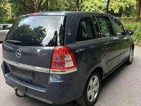 Gebraucht Opel Zafira Edition 125 PS (91 kW) 2010 Van / Kleinbus