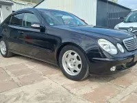 Gebraucht Mercedes E220 150 PS (110 kW) 2003 Schwarz Limousine