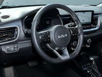 Gebraucht Kia Stonic 101 PS (74 kW) 2025 Schwarz SUV