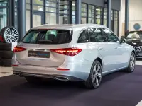 Gebraucht Mercedes C300e Avantgarde 204 PS (150 kW) 2025 Hightechsilber Kombi