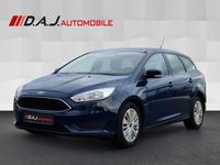 Gebraucht Ford Focus Trend 101 PS (74 kW) 2017 Blau Kombi