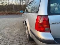 Second-hand VW Golf IV 101 CP (74 kW) 2001 Argintiu Break