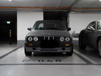 Gebraucht BMW 316 102 PS (75 kW) 1990 Grau Limousine