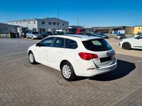 Gebraucht Opel Astra 116 PS (85 kW) 2015 Weiß Kombi