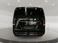 Gebraucht Mercedes V300 237 PS (174 kW) 2025 Obsidianschwarz metallic Van / Kleinbus