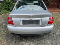 Gebraucht Audi A4 101 PS (74 kW) 1997 Silber Limousine