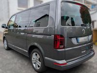 Gebraucht VW Multivan 199 PS (146 kW) 2020 Grau Van