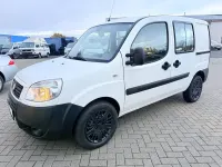 Gebraucht Fiat Doblò 77 PS (56 kW) 2008 Weiß Van / Kleinbus