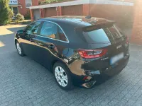 Gebraucht Kia Ceed 160 PS (117 kW) 2022 Schwarz Kleinwagen