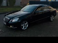 Gebraucht Mercedes E200 136 PS (100 kW) 2010 Schwarz Limousine