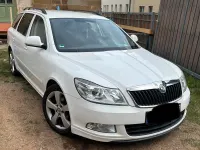 Gebraucht Skoda Octavia 105 PS (77 kW) 2011 Weiß Kombi